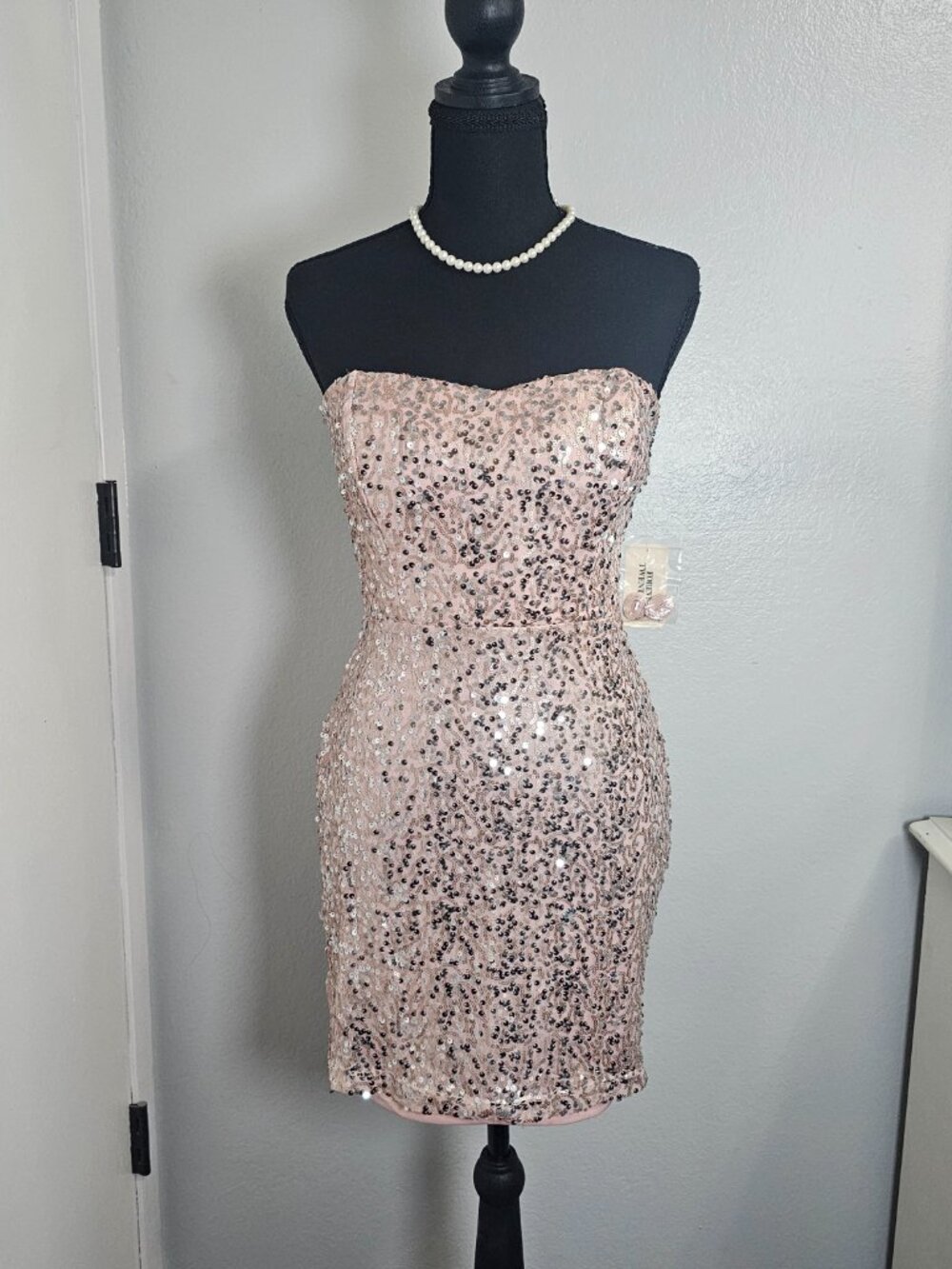 NEW Forever21 Pink Silver Sequin Strapless Wedding Cocktail Mini Dress - Sz Med - Picture 2 of 6